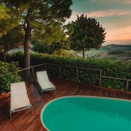 Hotel Tenuta Cocci Grifoni - Wine Cellar Family Suites