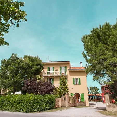 Tenuta Cocci Grifoni - Wine Cellar Family Suites * San Giovanni (Offida)
