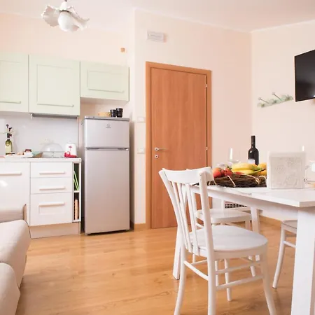 Hotel Tenuta Cocci Grifoni - Wine Cellar Family Suites